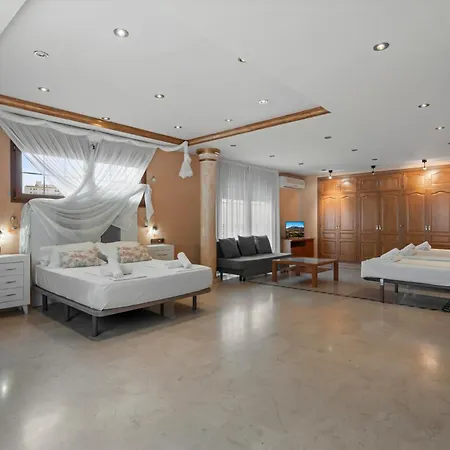 Soler House In By Costarentals - Mal03 Villa